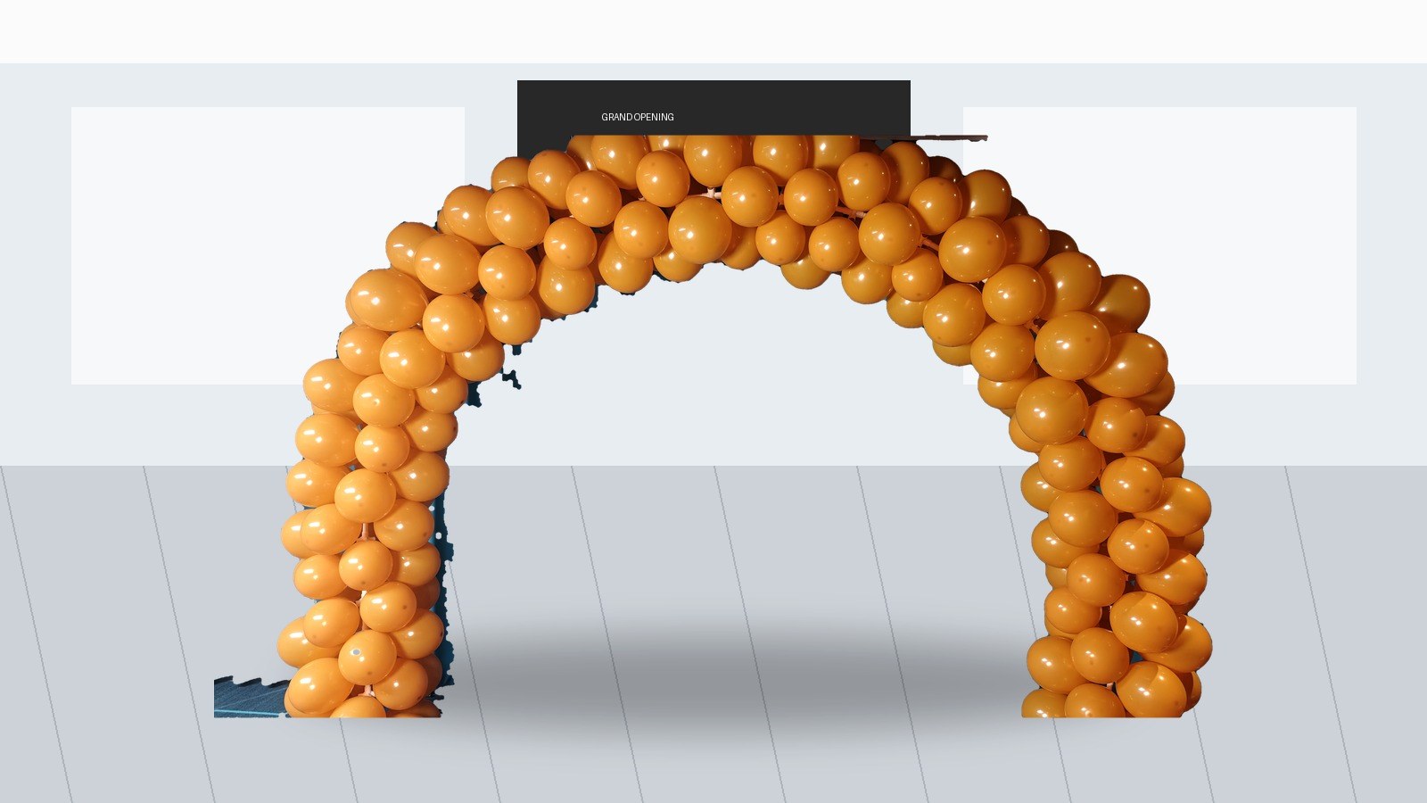 Automatic inflatable balloon arch for store event