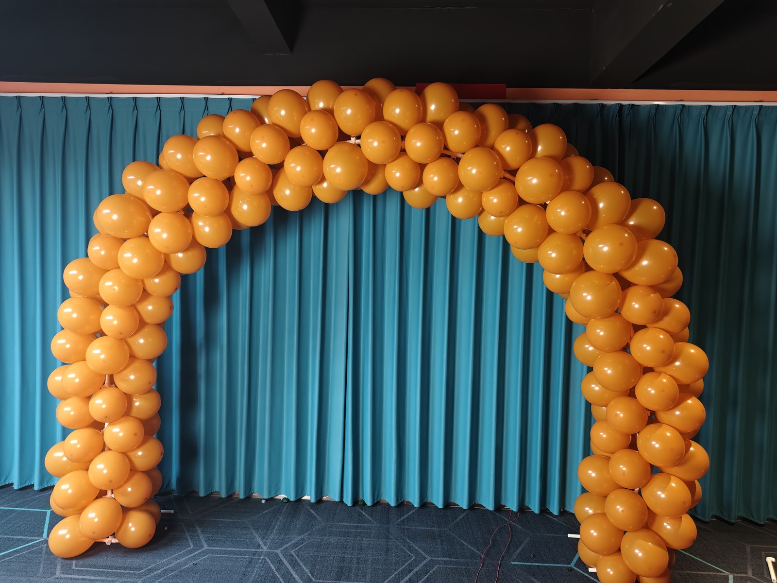 Orange automatic inflatable balloon arch product